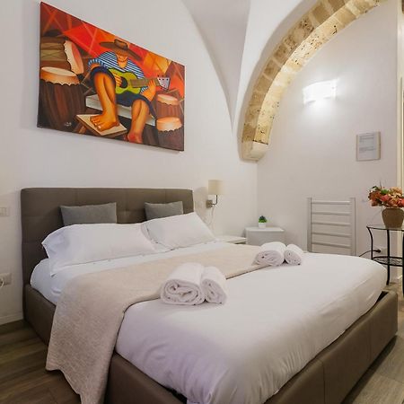 Red Rooms By Wonderful Italy Μπάρι Εξωτερικό φωτογραφία